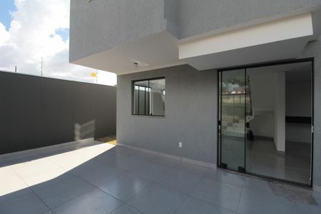 Casa à venda com 163m², 3 quartos e 2 vagasGaragem