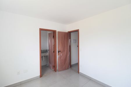 Casa à venda com 118m², 3 quartos e 1 vagaSuite
