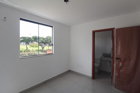 Casa à venda com 118m², 3 quartos e 1 vagaSuite