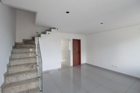 Sala de casa à venda com 3 quartos, 118m² em Jardim Atlântico, Belo Horizonte