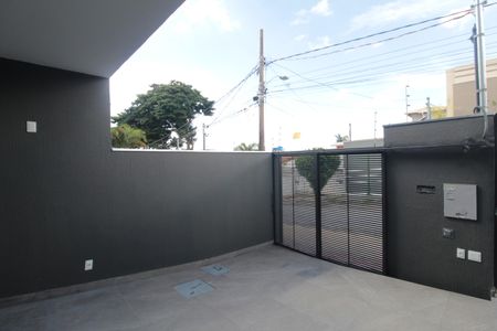 Casa à venda com 118m², 3 quartos e 1 vagaGaragem