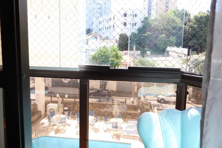 Apartamento à venda com 85m², 3 quartos e 1 vagaVaranda