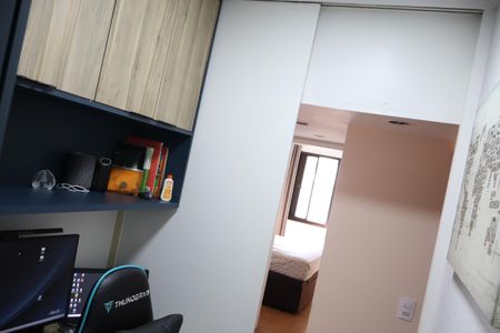 Apartamento à venda com 85m², 3 quartos e 1 vagaEscritório