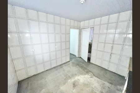 Cozinha de casa de condomínio para alugar com 1 quarto, 60m² em Vila Bandeirantes, São Paulo