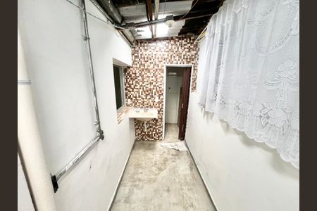 Casa de condomínio para alugar com 60m², 1 quarto e sem vaga Casa de condomínio para alugar com 60m², 1 quarto e sem vagaLavanderia