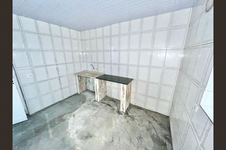 Cozinha de casa de condomínio para alugar com 1 quarto, 60m² em Vila Bandeirantes, São Paulo