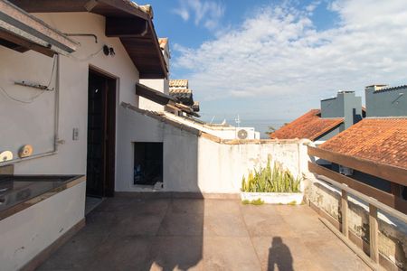 Casa de condomínio para alugar com 190m², 3 quartos e 2 vagas Casa de condomínio para alugar com 190m², 3 quartos e 2 vagasTerraço