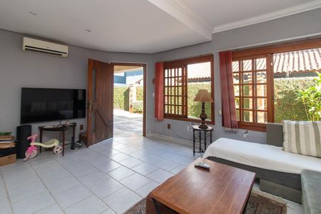 Casa de condomínio para alugar com 190m², 3 quartos e 2 vagas Casa de condomínio para alugar com 190m², 3 quartos e 2 vagasSala