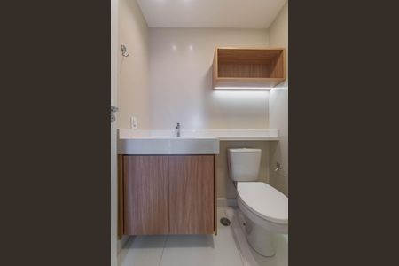 Studio para alugar com 30m², 1 quarto e sem vaga Studio para alugar com 30m², 1 quarto e sem vagaBanheiro