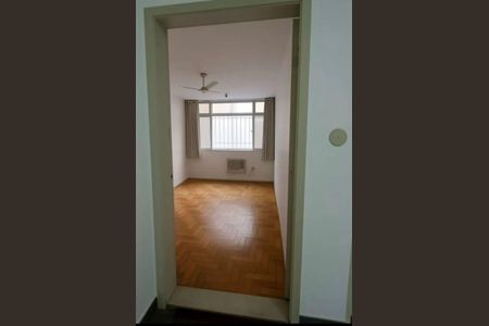 Quarto de apartamento para alugar com 2 quartos, 70m² em Icaraí, Niterói