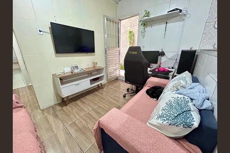Sala de casa para alugar com 2 quartos, 90m² em Taboão, Guarulhos