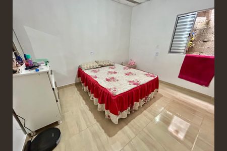 Casa para alugar com 90m², 2 quartos e sem vagaQuarto 1
