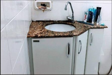 Apartamento à venda com 1 quarto, 40m² em Carmo, Belo Horizonte