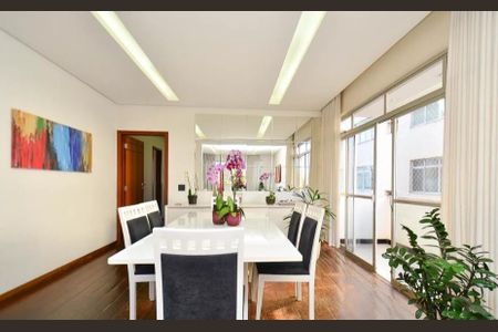 Apartamento à venda com 150m², 4 quartos e 2 vagas