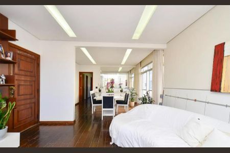 Apartamento à venda com 150m², 4 quartos e 2 vagas