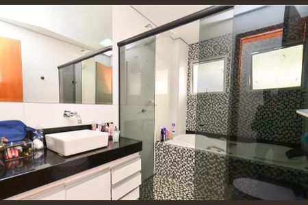 Apartamento à venda com 150m², 4 quartos e 2 vagas