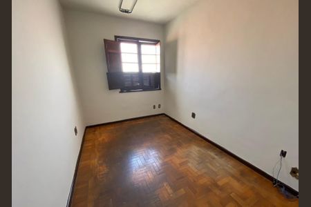 Casa à venda com 12 quartos, 401m² em Floresta, Belo Horizonte