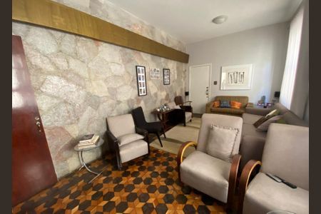 Casa à venda com 12 quartos, 401m² em Floresta, Belo Horizonte