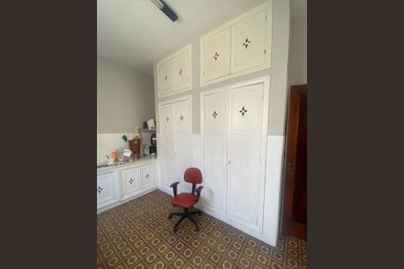 Casa à venda com 12 quartos, 401m² em Floresta, Belo Horizonte