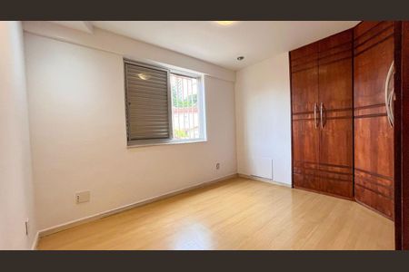 Apartamento à venda com 4 quartos, 198m² em Vila Paris, Belo Horizonte