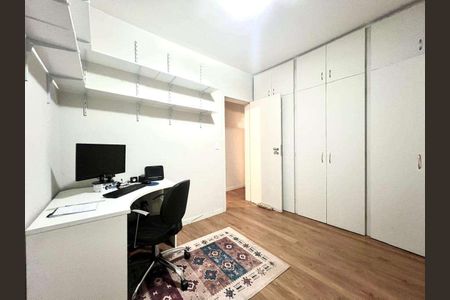 Apartamento à venda com 3 quartos, 112m² em Funcionários, Belo Horizonte