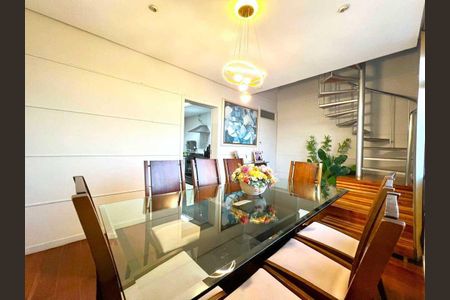 Apartamento à venda com 3 quartos, 112m² em Funcionários, Belo Horizonte