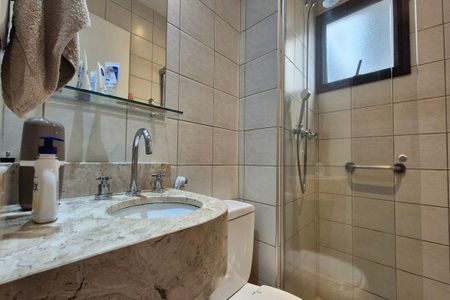 Apartamento à venda com 97m², 3 quartos e 2 vagasBanheiro da Suíte