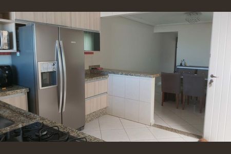 Casa à venda com 3 quartos, 195m² em Parque Continental II, Guarulhos