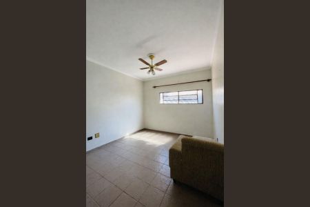 Casa para alugar com 192m², 3 quartos e 3 vagas Casa para alugar com 192m², 3 quartos e 3 vagasSala