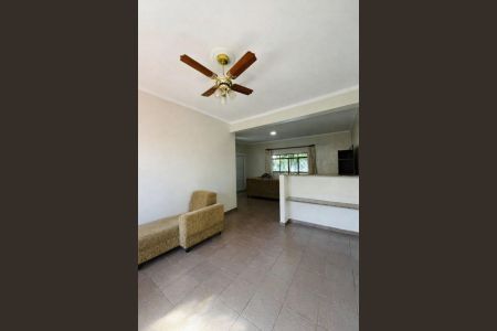 Casa para alugar com 192m², 3 quartos e 3 vagas Casa para alugar com 192m², 3 quartos e 3 vagasSala