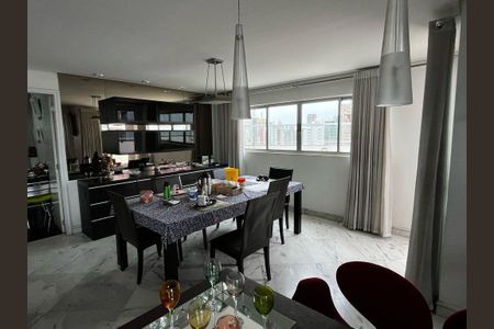 Apartamento à venda com 3 quartos, 204m² em Centro, Belo Horizonte