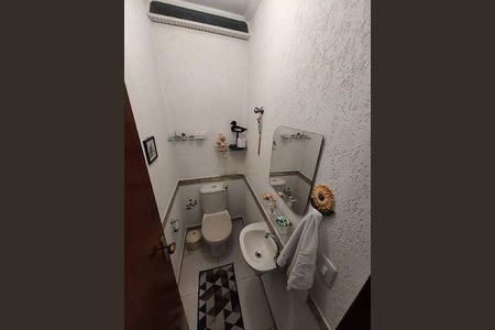 Casa à venda com 3 quartos, 217m² em Vila Yara, Osasco