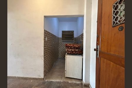 Apartamento à venda com 71m², 2 quartos e sem vaga