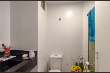 Apartamento à venda com 75m², 2 quartos e 1 vaga