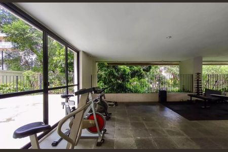 Apartamento à venda com 75m², 2 quartos e 1 vaga