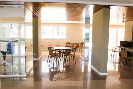 Apartamento à venda com 2 quartos, 60m² em Vila Castelo, São Paulo