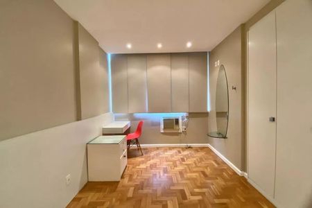 Apartamento à venda com 2 quartos, 68m² em Copacabana, Rio de Janeiro