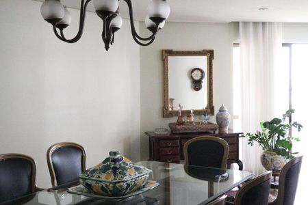 Apartamento à venda com 4 quartos, 460m² em Gutierrez, Belo Horizonte