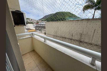 Apartamento à venda com 96m², 2 quartos e 1 vaga