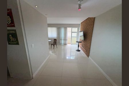 Apartamento à venda com 96m², 2 quartos e 1 vaga