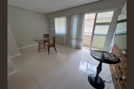 Apartamento à venda com 96m², 2 quartos e 1 vaga