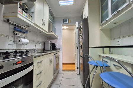 Apartamento à venda com 97m², 3 quartos e 2 vagasCozinha 