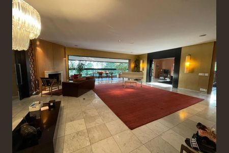 Apartamento à venda com 385m², 4 quartos e 6 vagas
