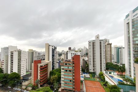 Apartamento à venda com 386m², 5 quartos e 4 vagas Apartamento à venda com 386m², 5 quartos e 4 vagasVista da Sala