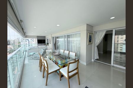 Apartamento à venda com 182m², 4 quartos e 3 vagas