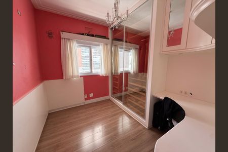 Apartamento à venda com 182m², 4 quartos e 3 vagas