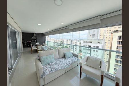 Apartamento à venda com 182m², 4 quartos e 3 vagas