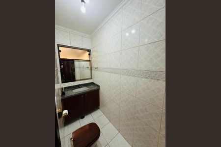 Casa para alugar com 340m², 4 quartos e 5 vagas