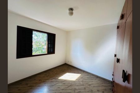 Casa à venda com 4 quartos, 340m² em Vila Sonia, São Paulo