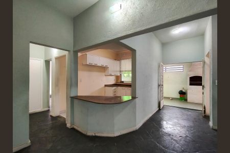 Apartamento para alugar com 118m², 3 quartos e sem vaga Apartamento para alugar com 118m², 3 quartos e sem vagaSala